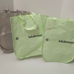 lululemon athletica Green and Gray Tote Bags